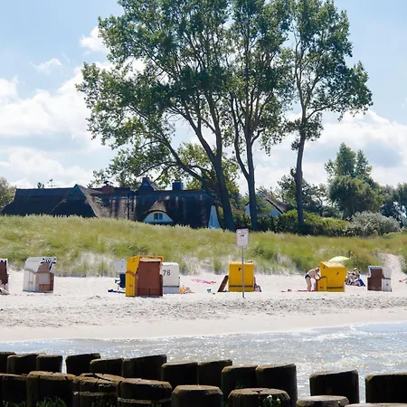 Strandhaus Claassen 02 * Ahrenshoop